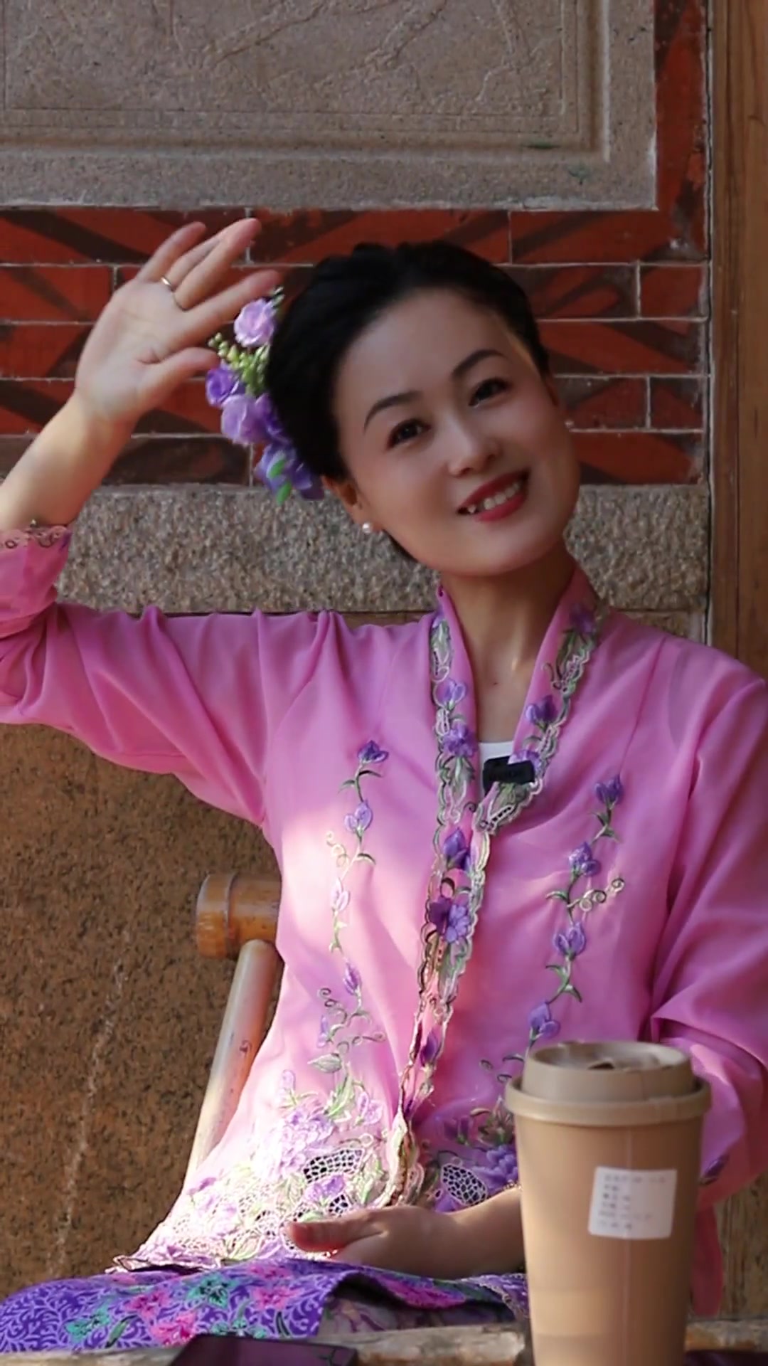 走进泉州梧林，体验小娘惹妆造与民族服装之美