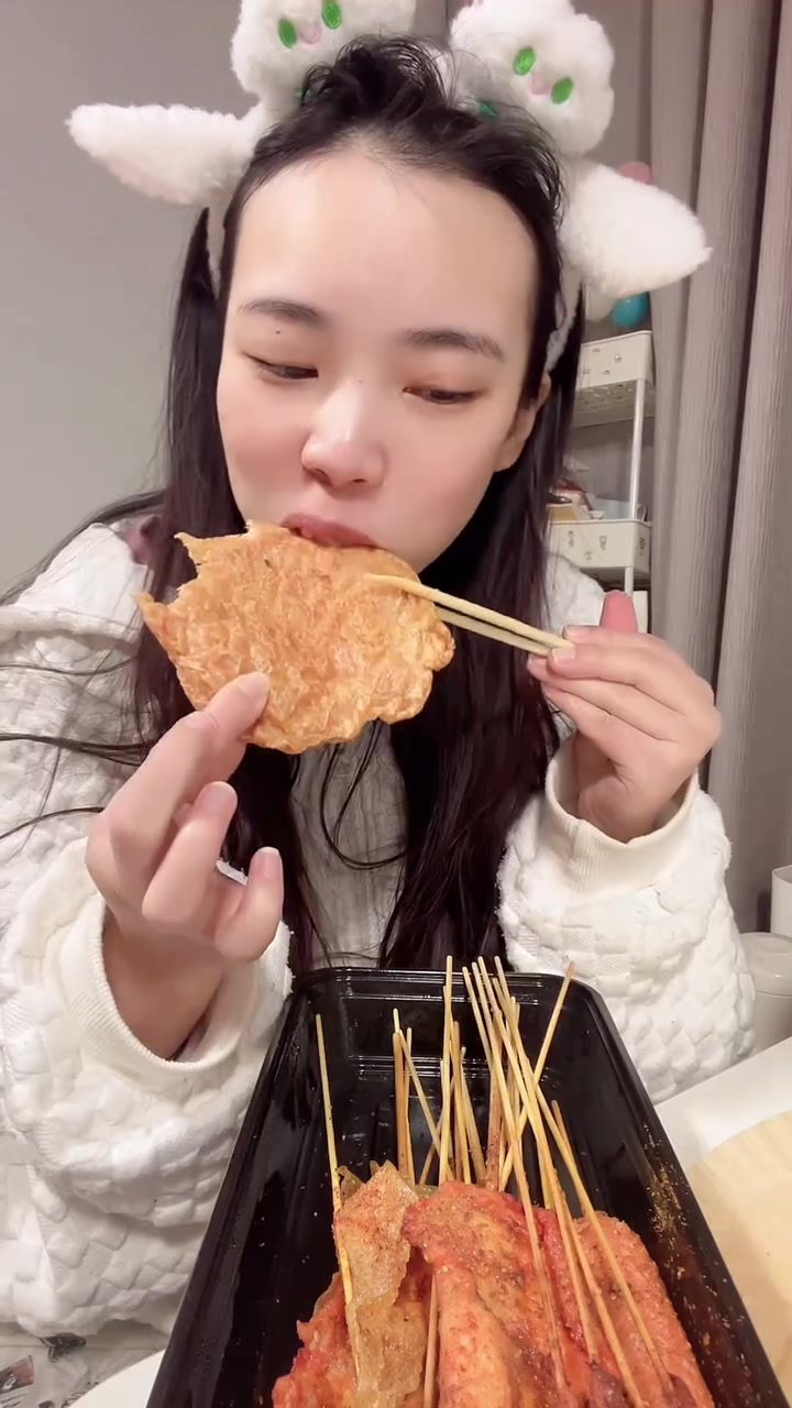 烧烤、包子、烤肉，馋得直流口水！