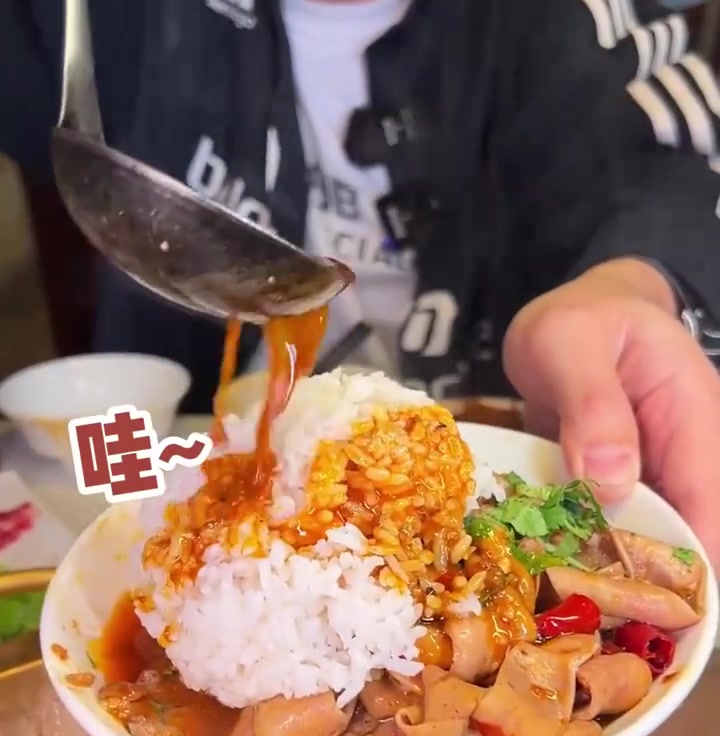 开车三百多公里就是为了这鲜嫩爽滑的九尺鹅肠火锅 鹅肠鹅肝