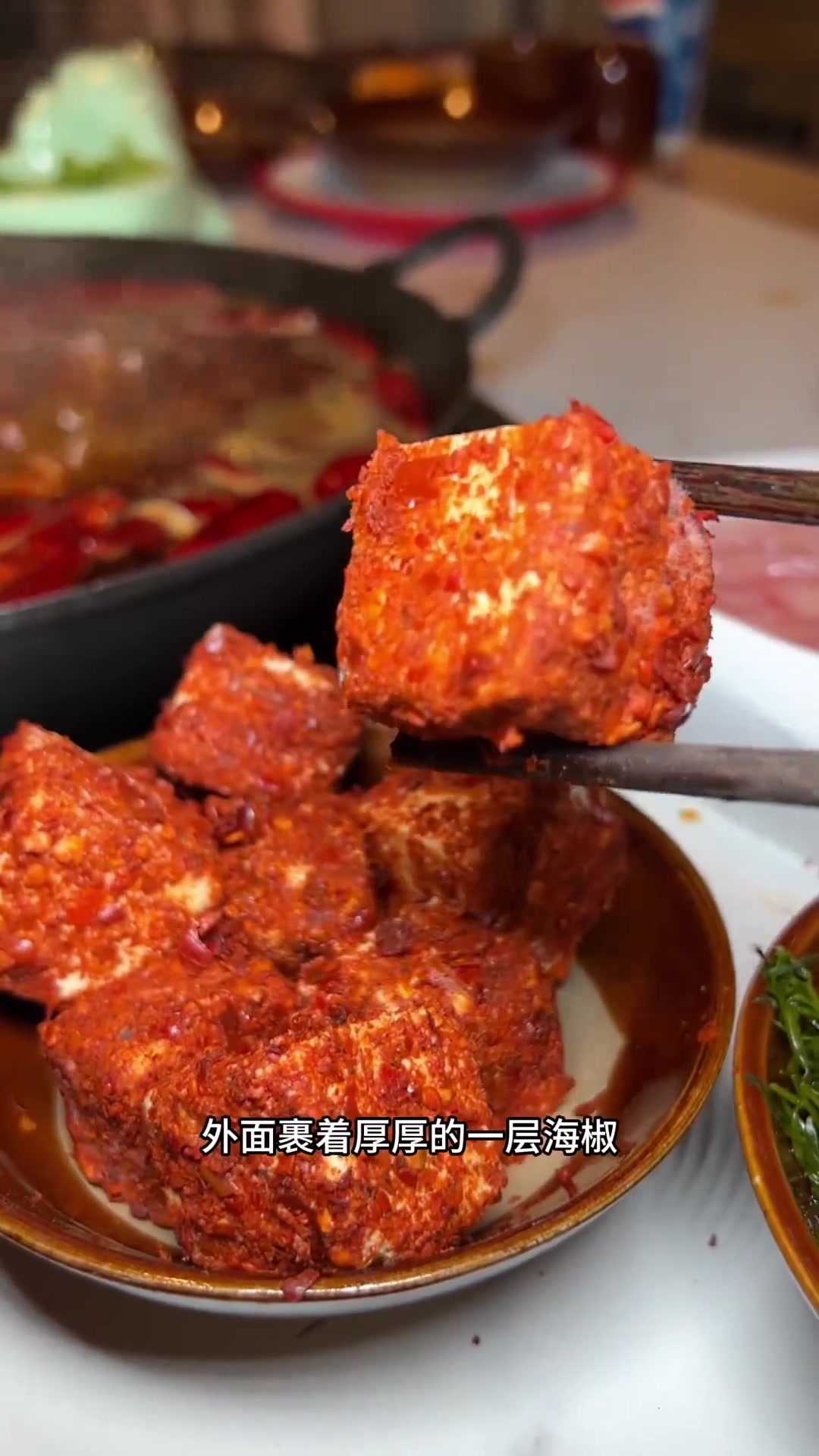 古城这家水巷子老火锅，正宗重庆火锅的口味，菜品都是火锅必点菜