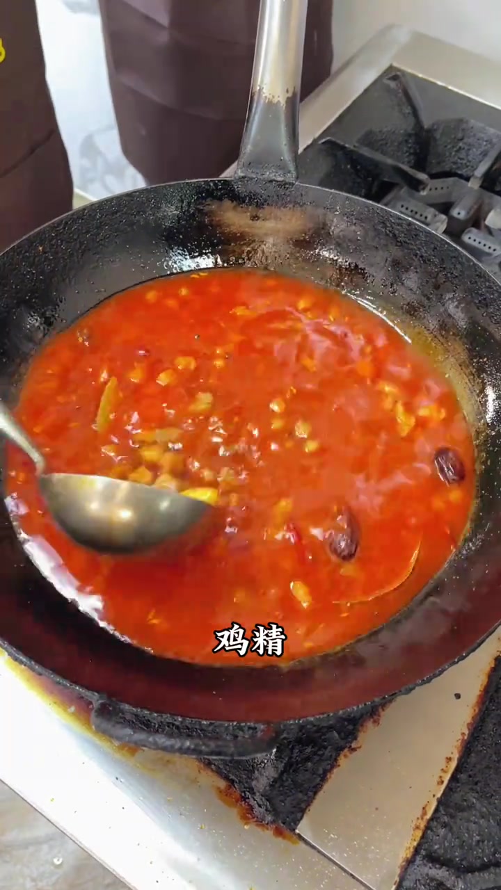 特色云南米线教学之帽子米线！特色焖肉帽子怎样制作酱香浓郁