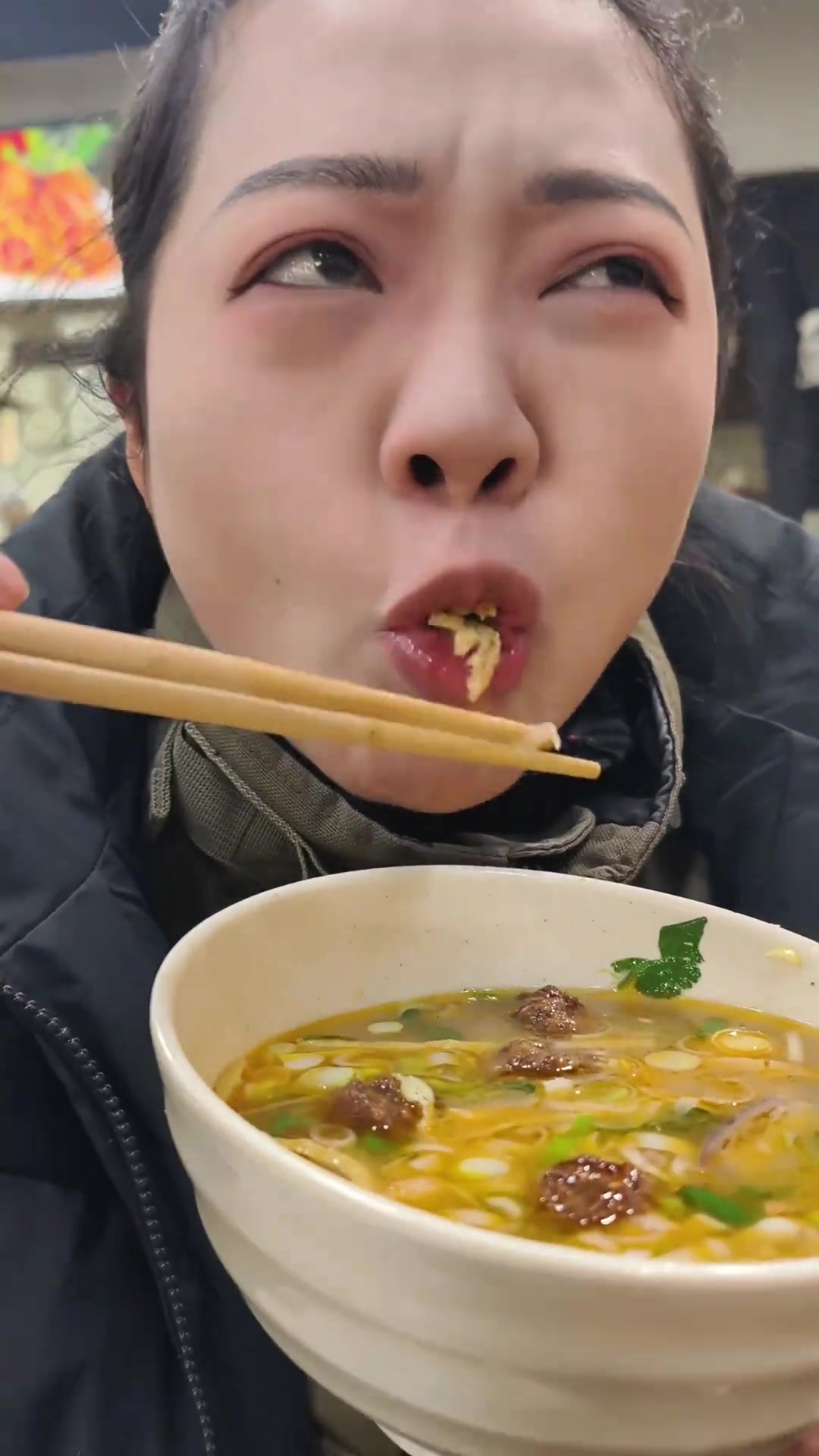 终于吃到心心念念的洛阳牛肉汤，鲜香浓郁，太满足了！