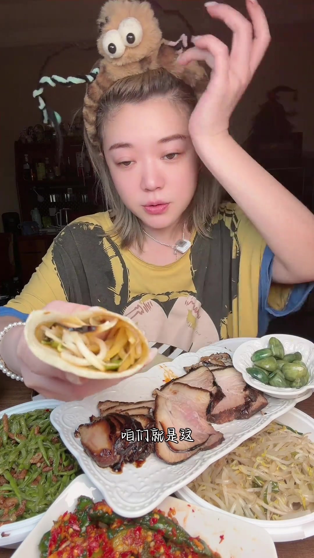 立春吃春饼超满足，配菜丰富吃得好爽