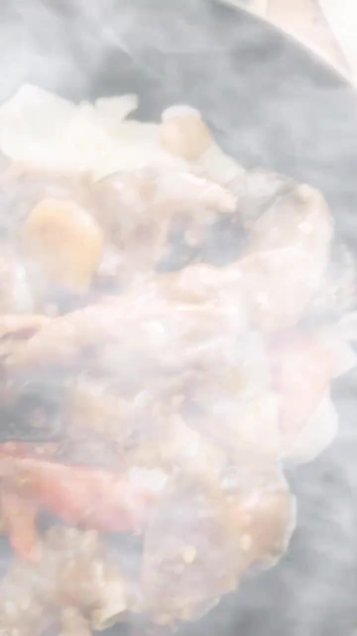 一早自制大盘鸡盖面，比想象中还好吃