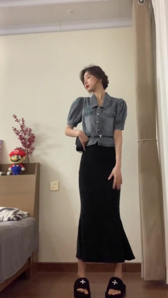 鱼尾裙的搭配来啦～喜欢第几套？