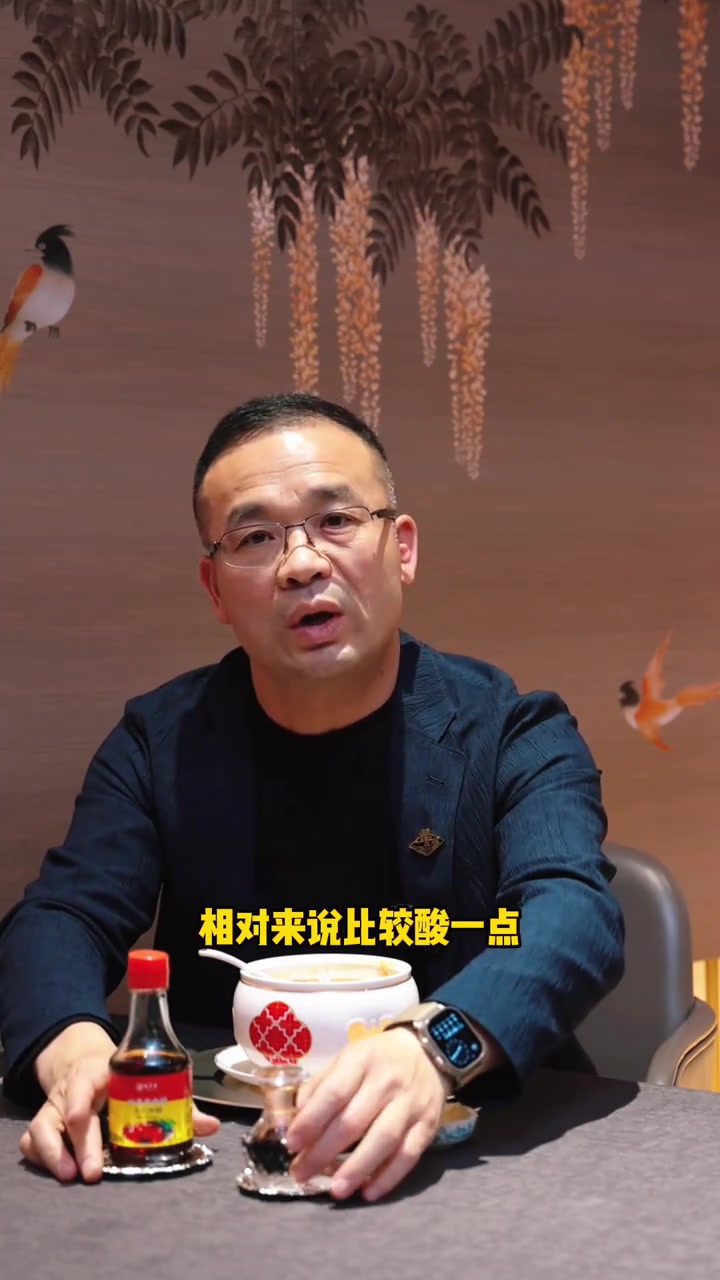 品尝潮汕鱼翅,先喝汤还是蘸醋?美味秘诀大公开!