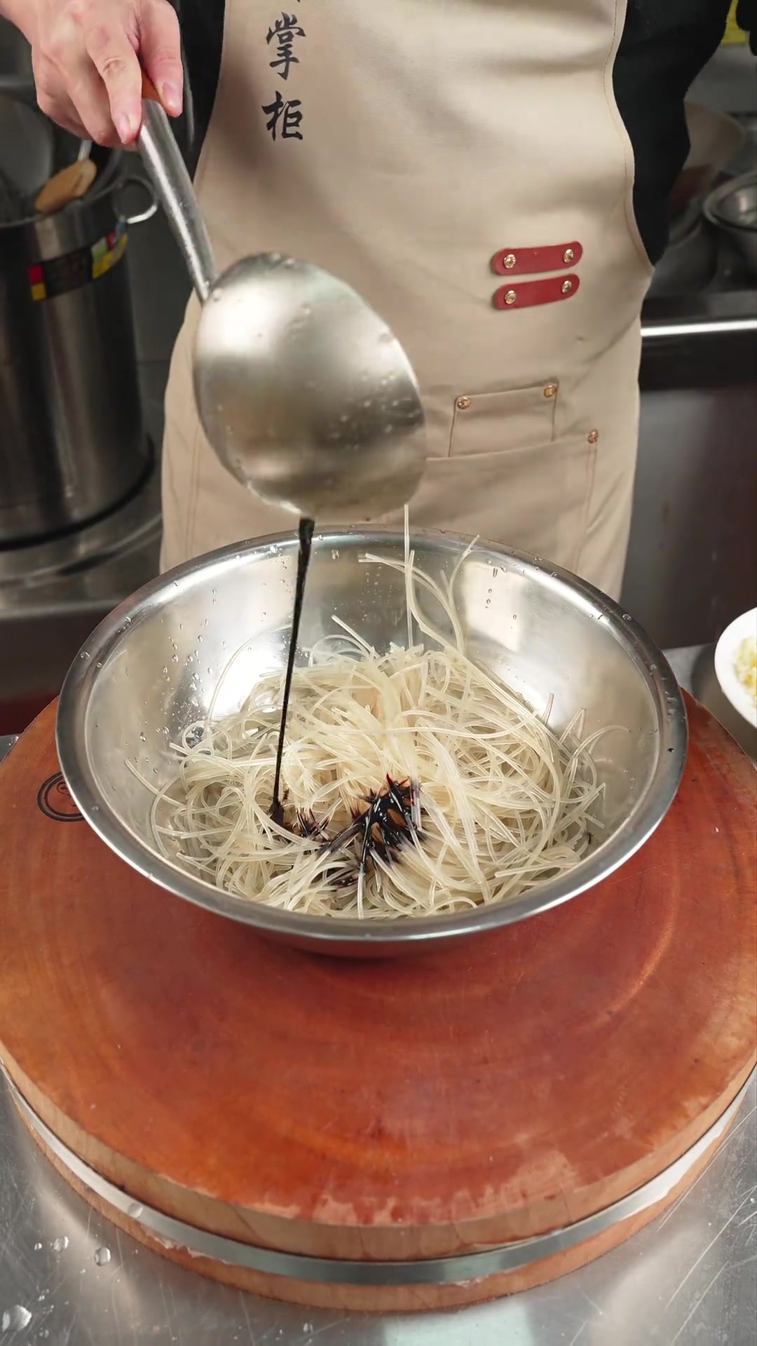 年夜饭家常菜：蚂蚁上树（肉沫粉丝）做法