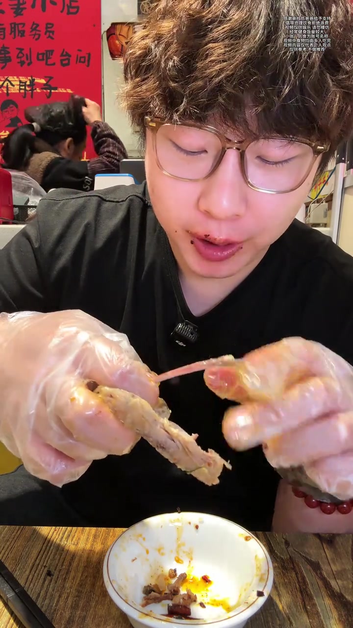 鸭掌鸭翅排骨猪蹄畅吃的自助，看看到底有多快乐