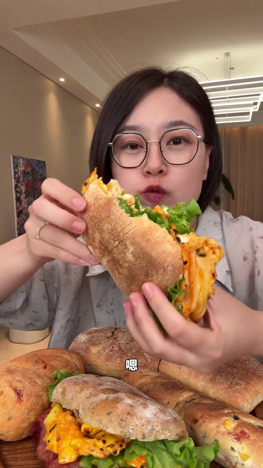 管理期的姐妹一定要来尝尝桃李新品恰巴塔面包！外脆里韧，咸香有味好吃没负担
