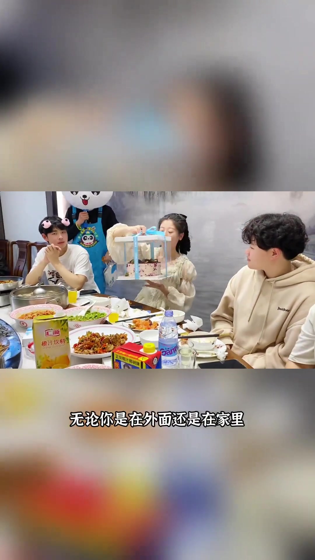不会还有樟树人不晓得吧？火爆全网的熊猫叮咚，一个会跳舞的蛋糕，终于开到我们樟树啦！
