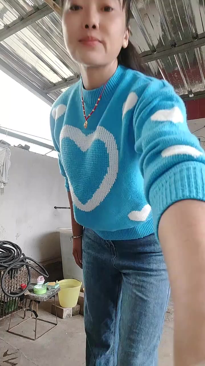 <<爱情麻辣烫﹥﹥边学边跳，边献丑