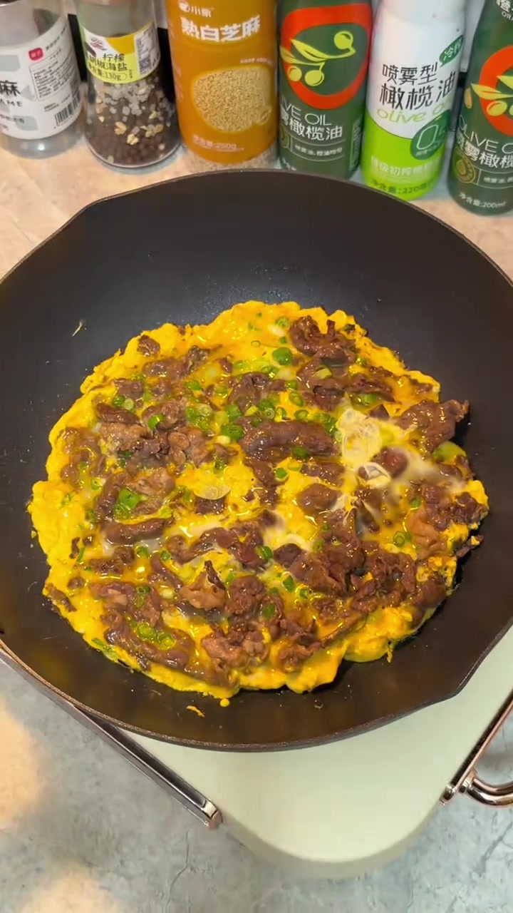 减脂期之光！这碗牛肉滑蛋盖饭香迷糊了