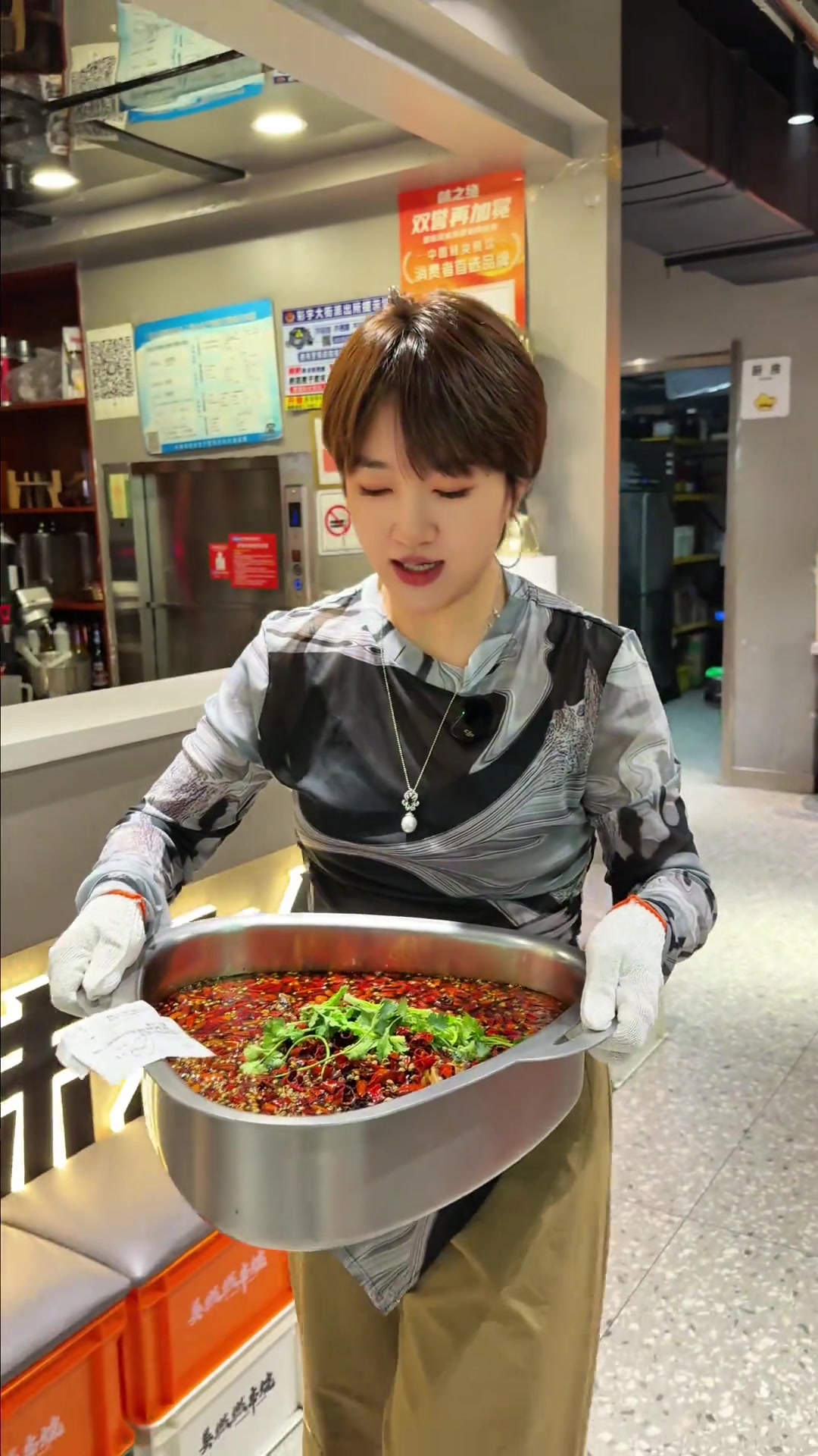 佳星不常来，但一来就忙活！味之绝美蛙鱼头火锅，长春美食探秘