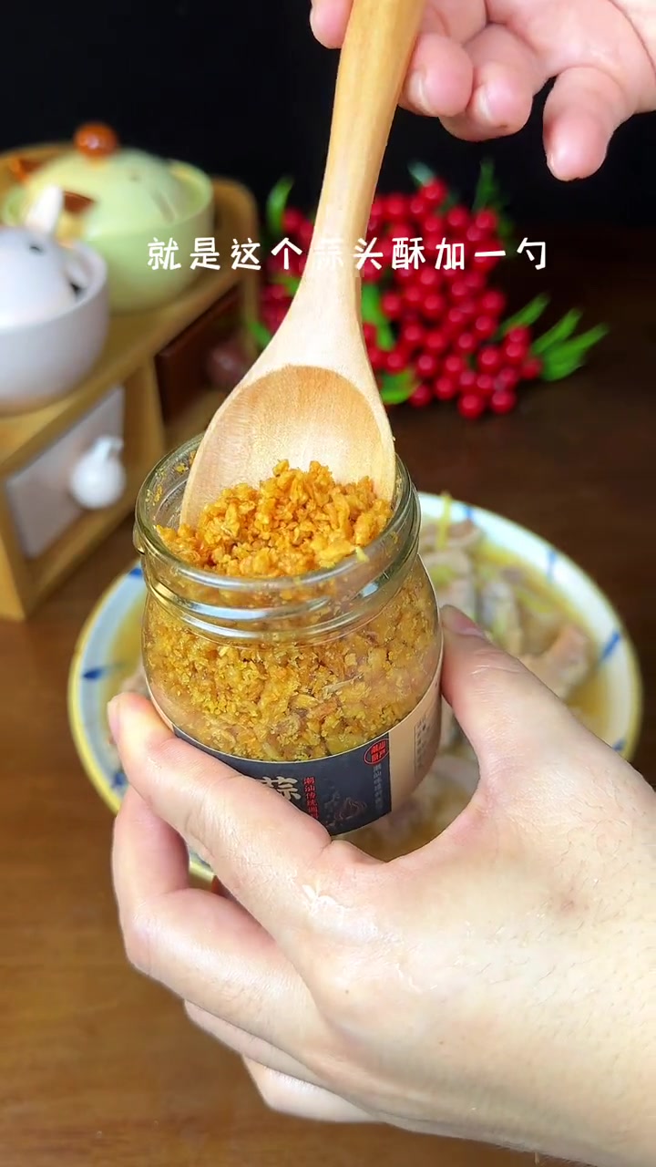 广东湛江人喜爱的早餐之一猪杂汤粉