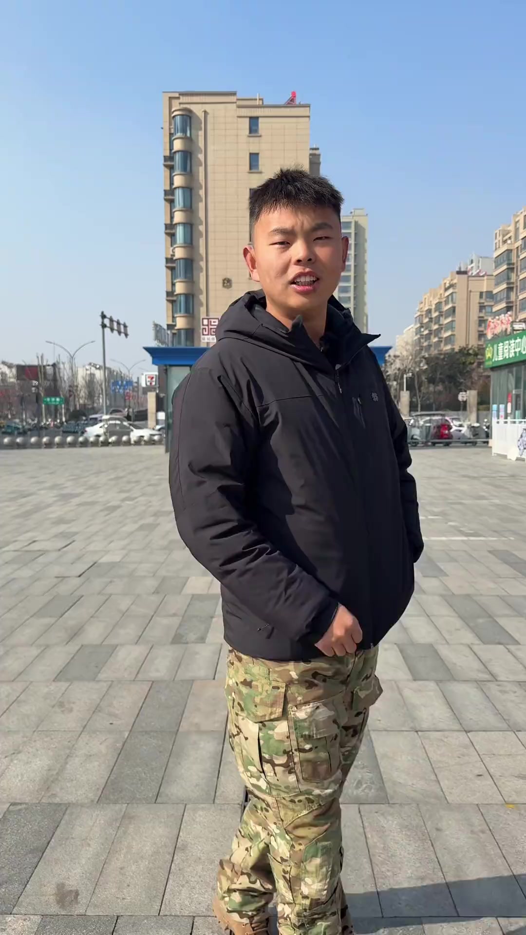 越吃越上头的武汉黑鸭，龙弟也忍不住！