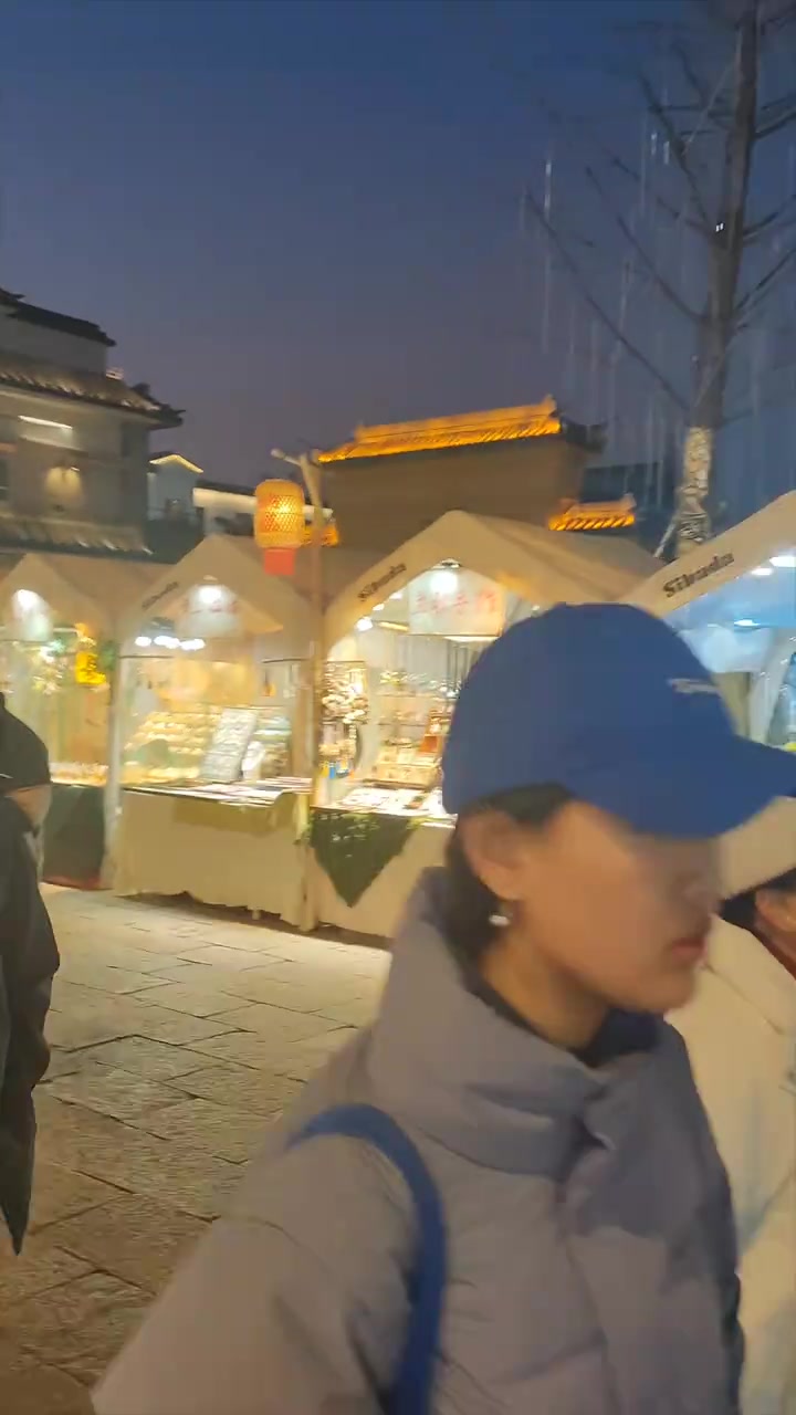苏州老牌珍珠饭店，苏帮菜正宗，上菜快！