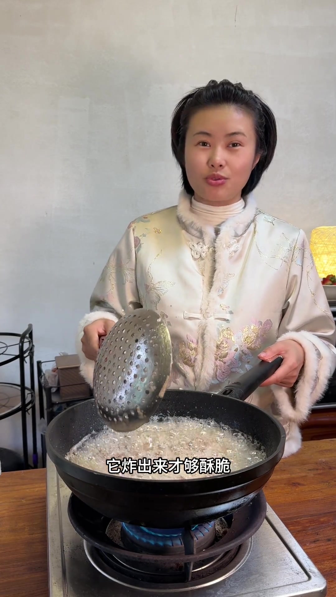 云南美食酥红豆，酥得掉渣不回软