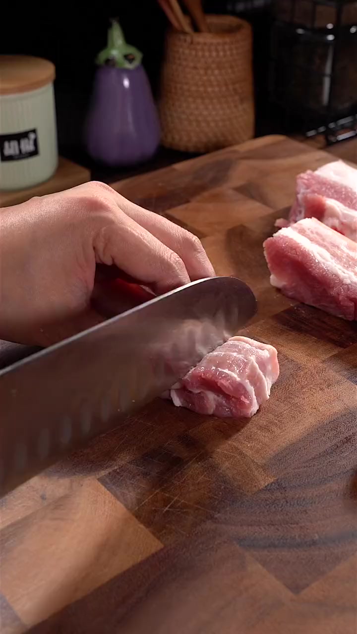 嘴馋红烧肉？来学正宗家常做法~