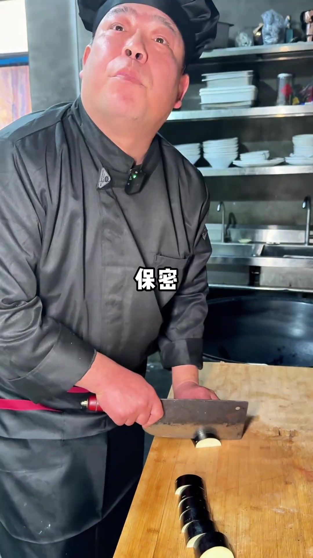 大红灯笼高高挂,吉祥如意满满来