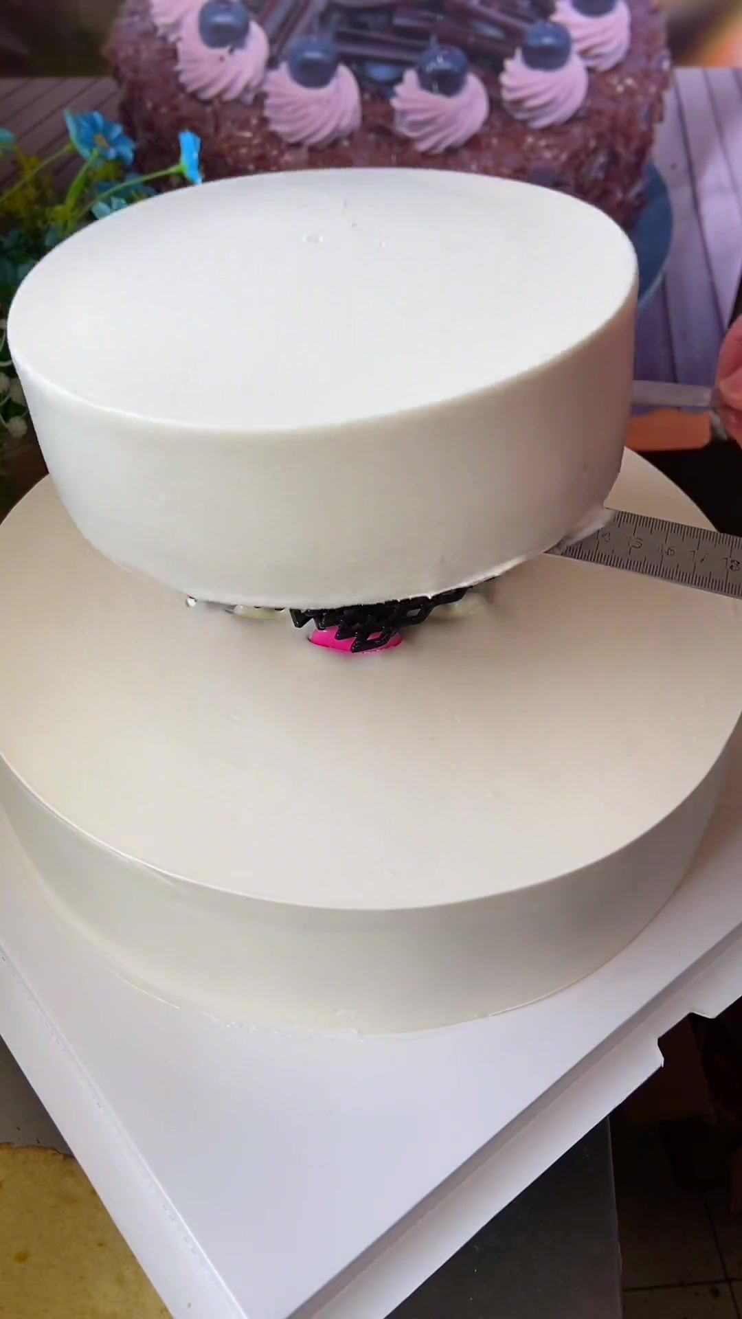 两层的大蛋糕这样做，你学会了吗？