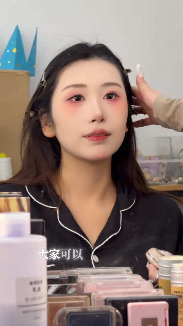 微胖女生南昌写真探店,打卡新造型分享生活!