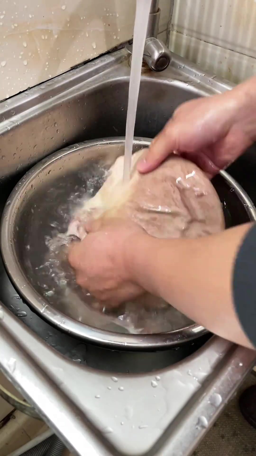 提前备战年夜饭，胡椒猪肚鸡汤