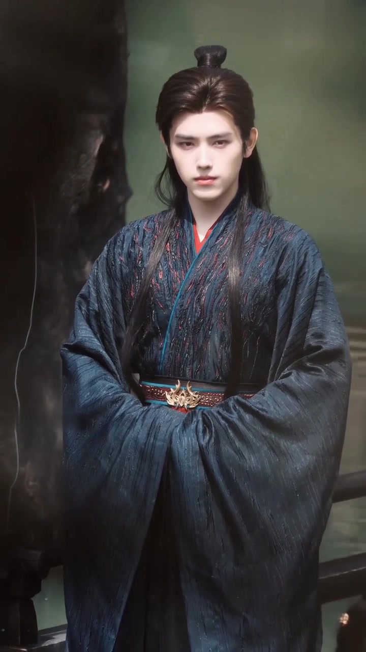 陈飞宇“献鱼”路透曝光,高清版“阿瑟”太吸睛!