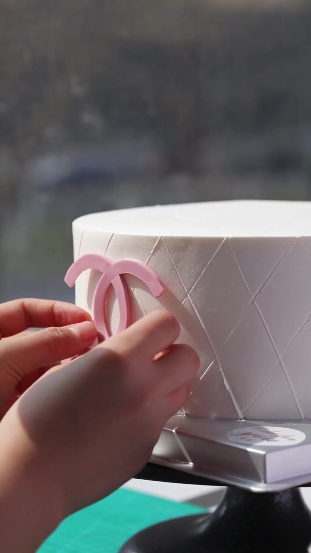 这个蛋糕的颜色是怎么调的？