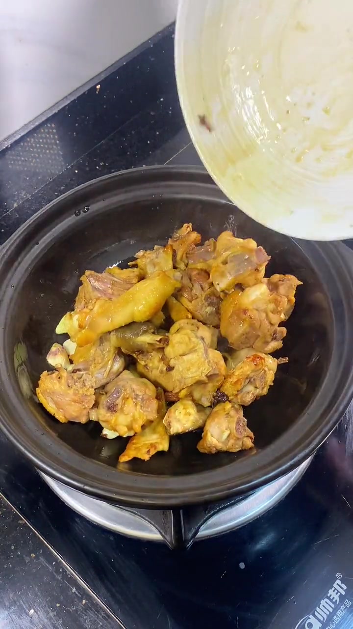 来看看鲜贝鸡煲啊