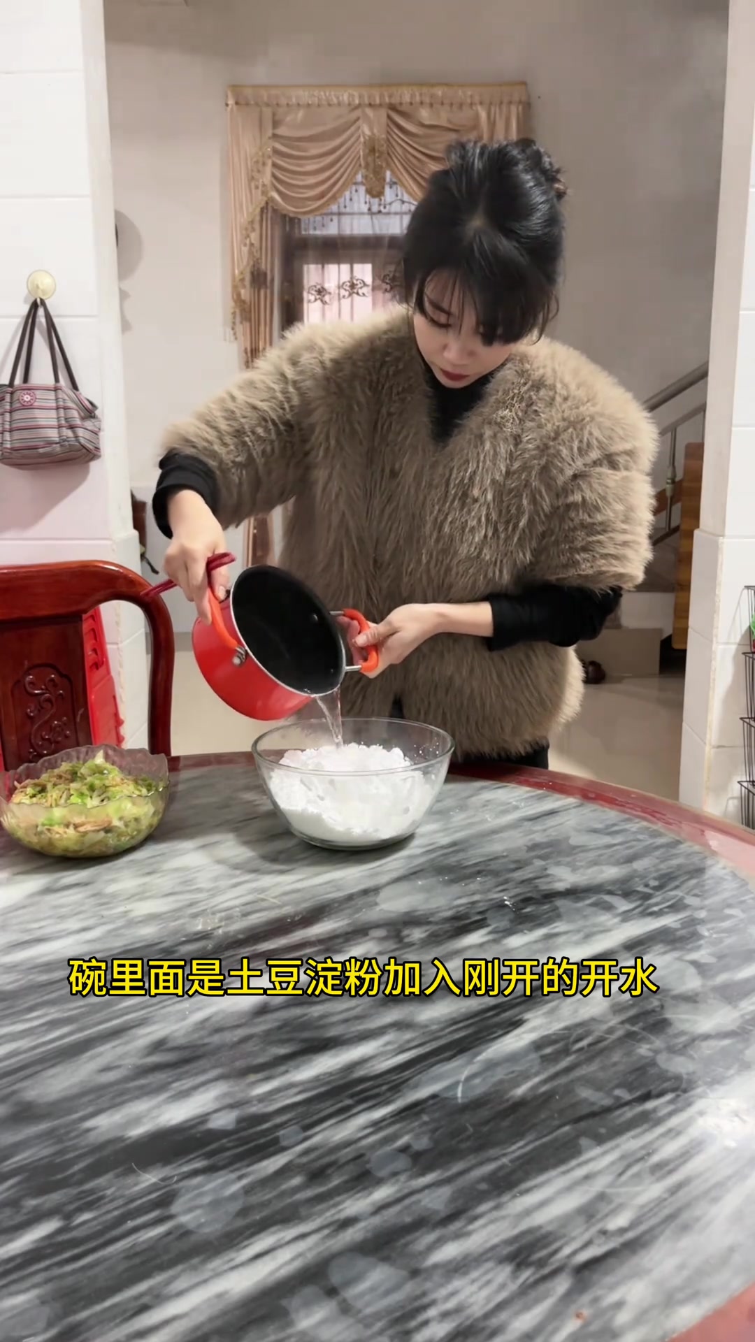 闽南小吃猪母搓，包猪大肠的菜粿超好吃