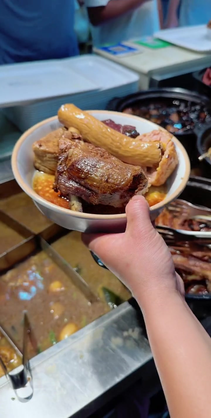 把子肉东坡肉和把子肉米饭