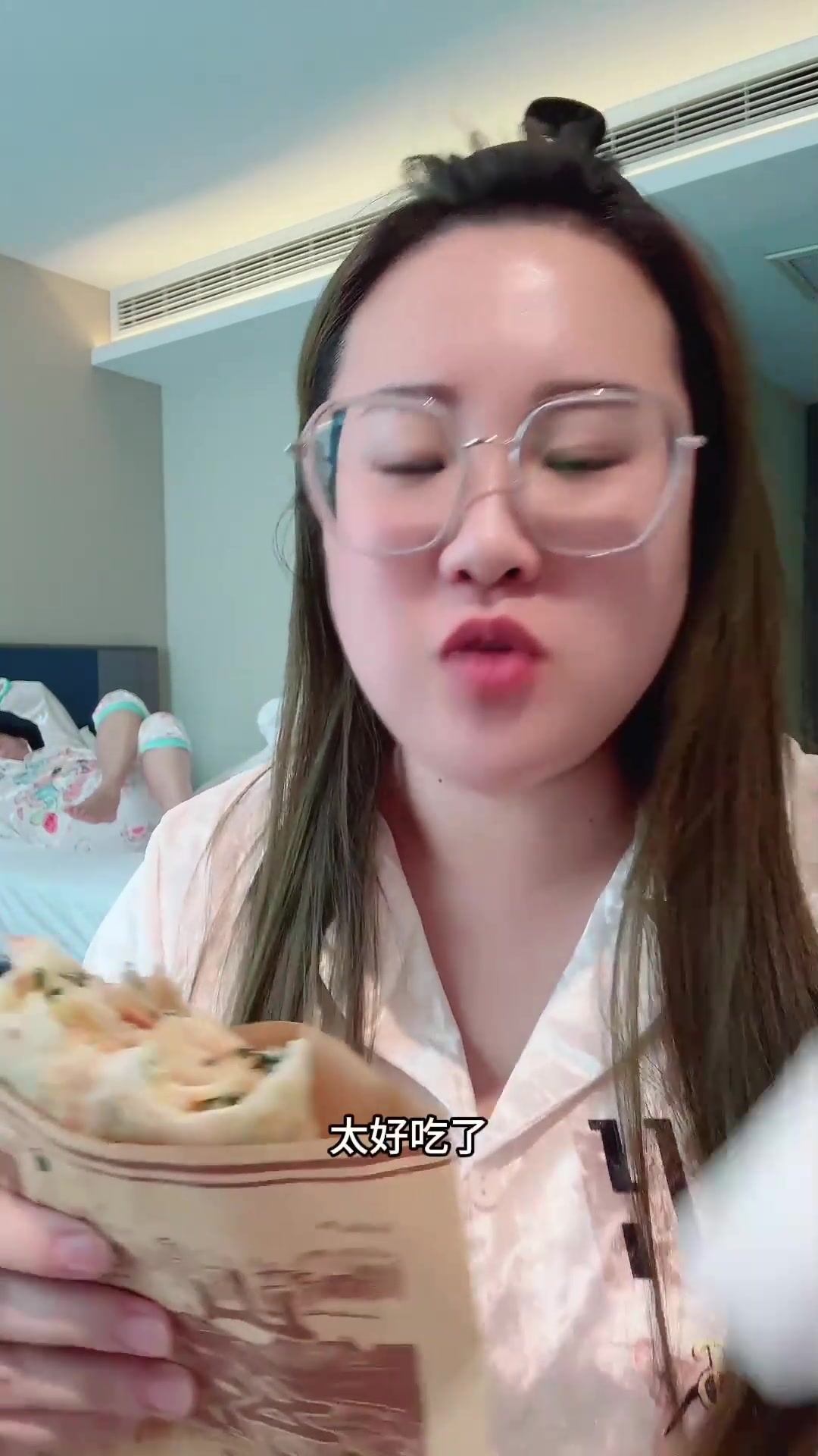 吃饱饱去工作啦