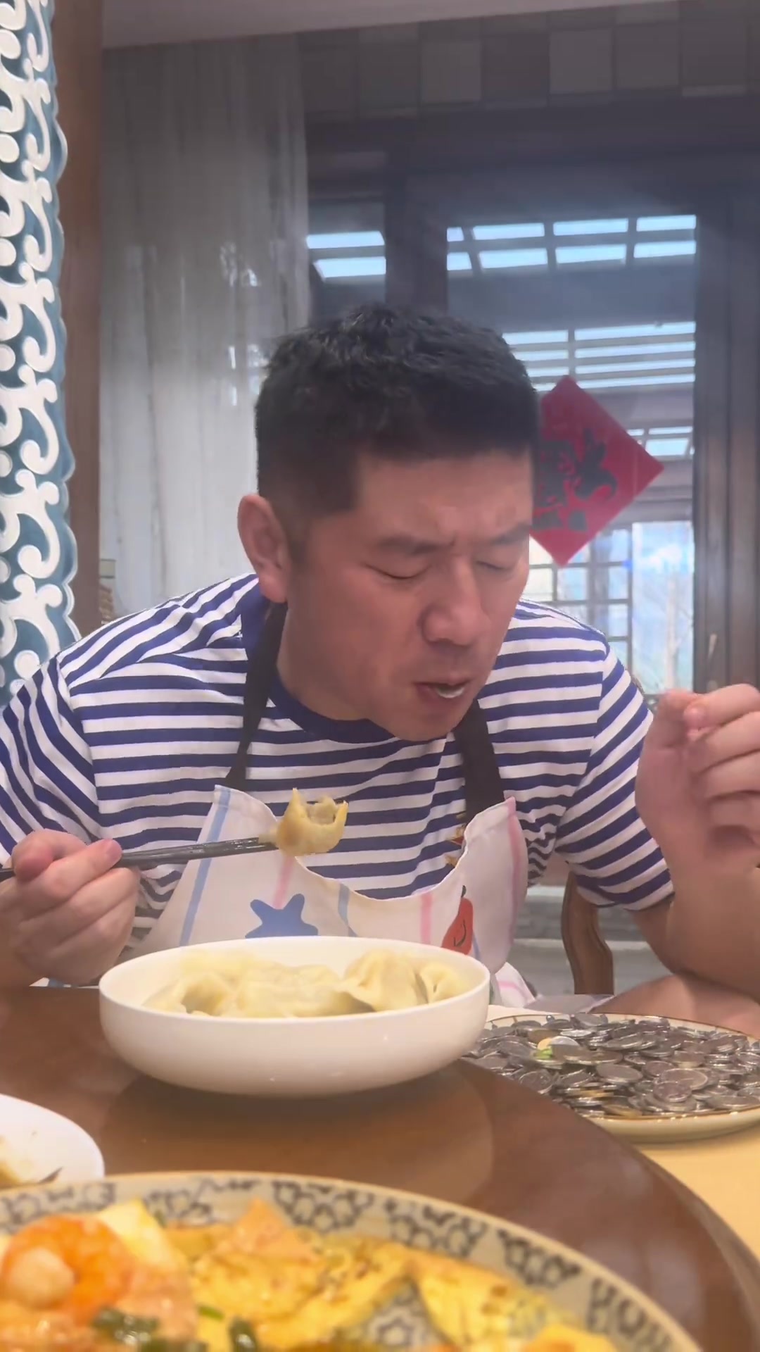 过年包饺子，硬币放多了