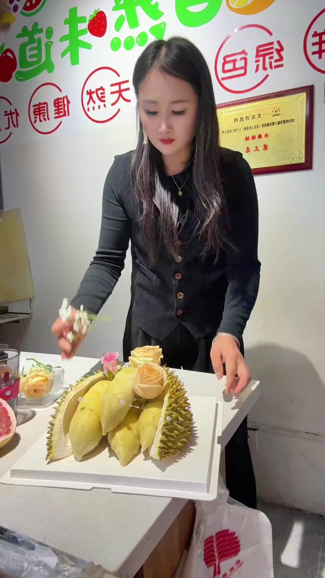 重要的人过生日，亲手做榴莲蛋糕好吃又好看
