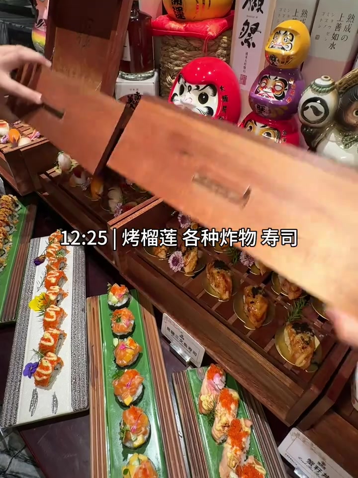 艾特富婆朋友带你去上海吃海鲜自助大餐！雍容荟海鲜自助 年末聚餐推荐 活波龙活青龙不限量 雍