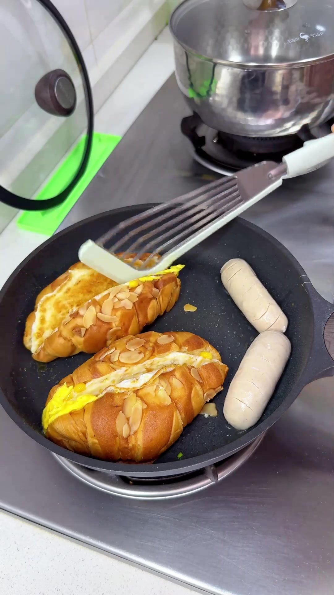 10分钟给小学生做营养早餐，有肉有蛋有菜又有饭