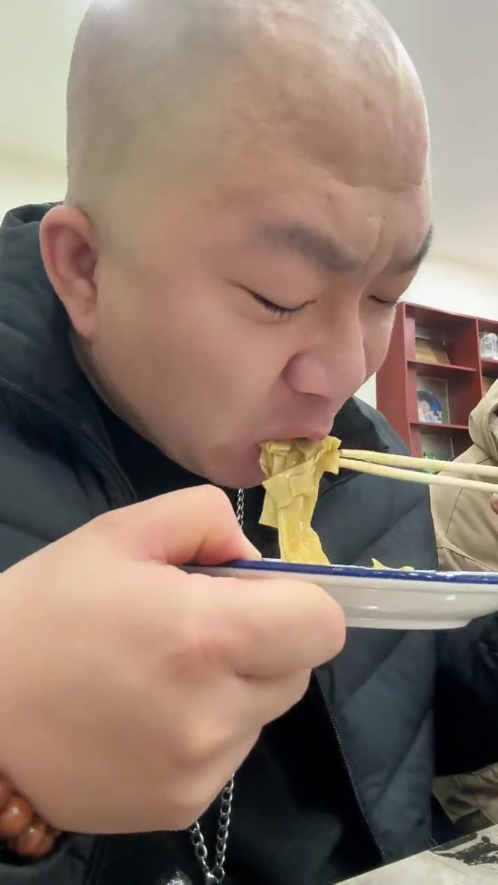 哈尔滨小饭馆：东北家常菜地道够味