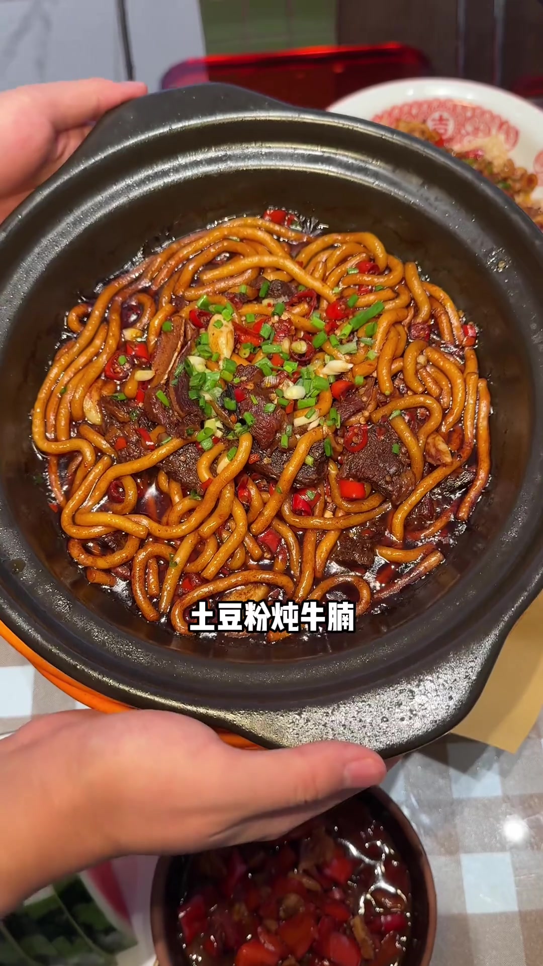 落地长沙第一顿湘菜馆，真心好吃便宜不踩雷