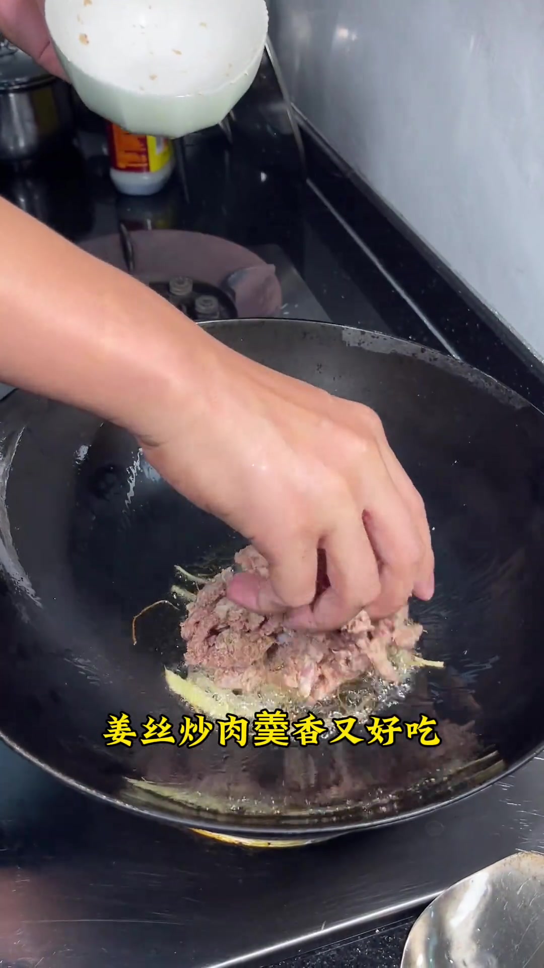 家常菜 花菜炒肉像我这样炒，做法简单，花菜香脆肉嫩又好吃