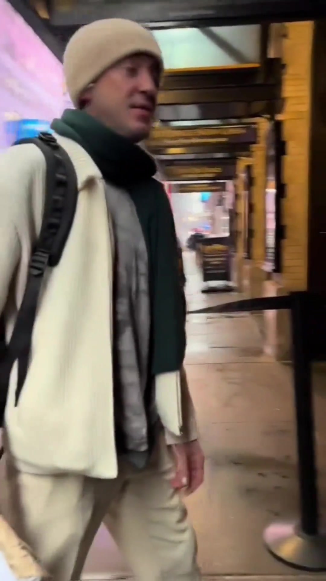 来看看帅气的汤姆费尔顿甜汤少爷