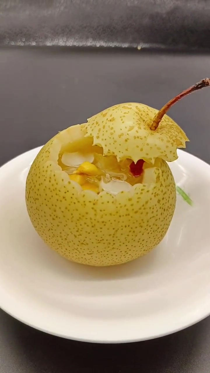 盘丝香蕉：中餐意境菜摆盘技巧分享