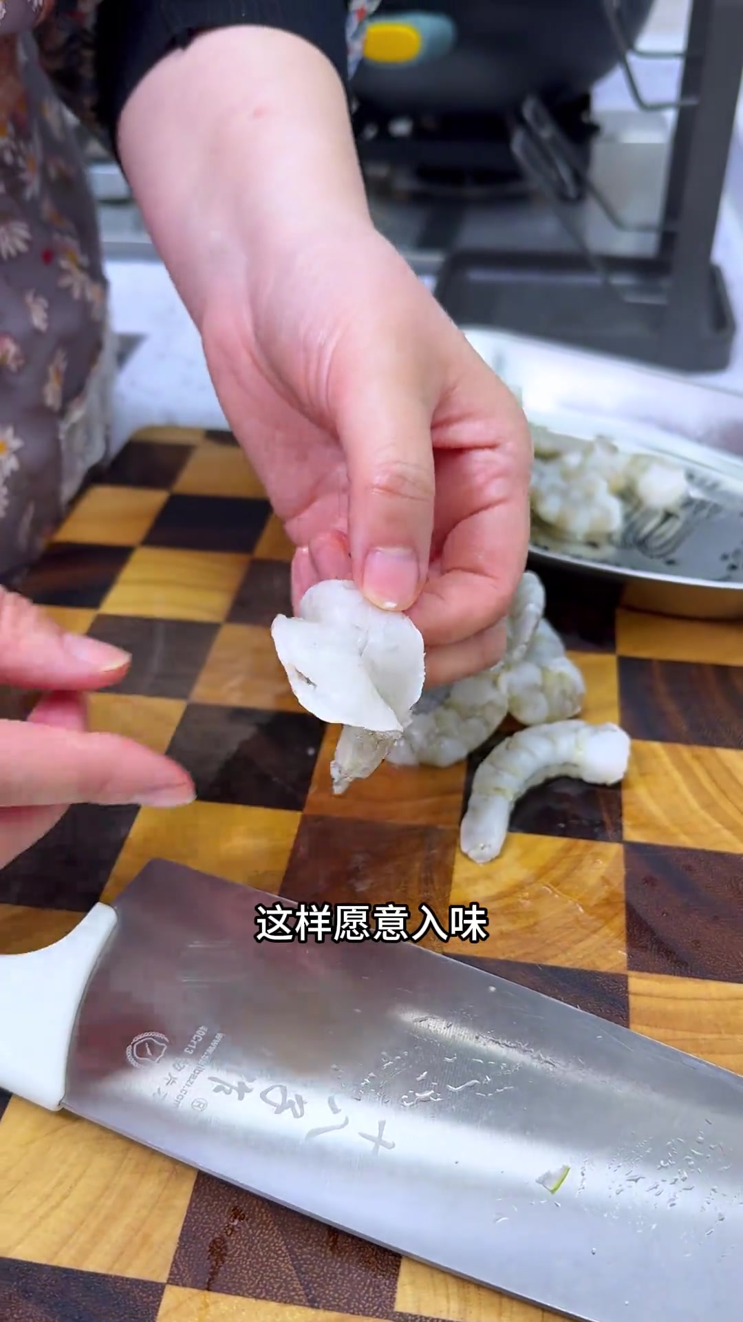 年夜饭菜单添荷塘小炒，好看好吃寓意佳