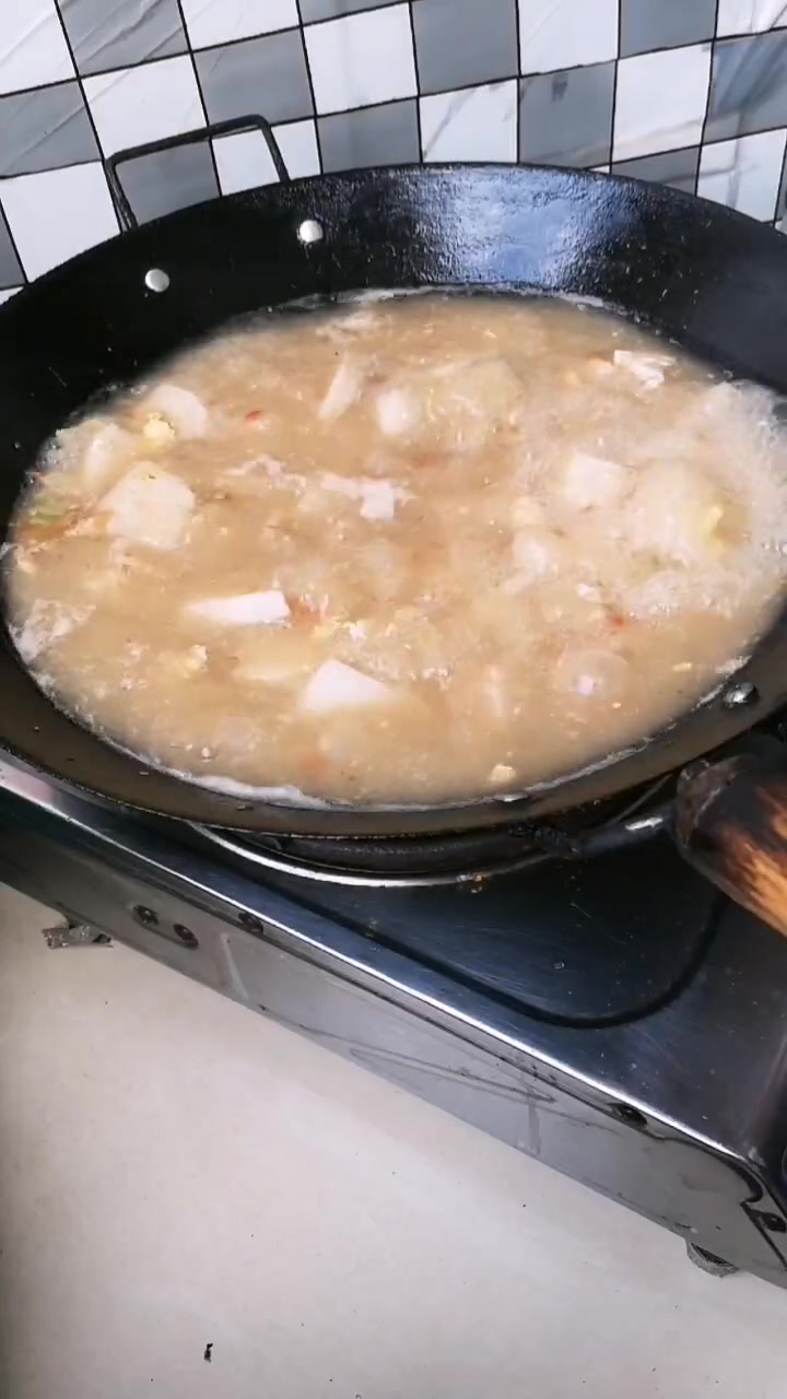 海鲜菇香芋鸡蛋汤，比肉汤还好喝
