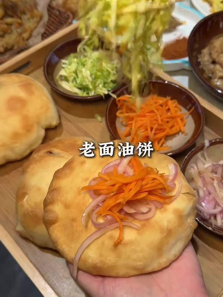 来西安第一站，直奔地道陕菜馆！