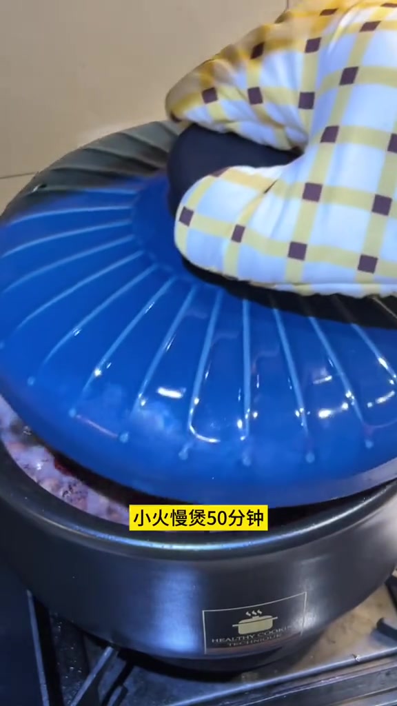 月子餐猪蹄通草花生汤，营养好喝不油腻，软烂入味超好吃！