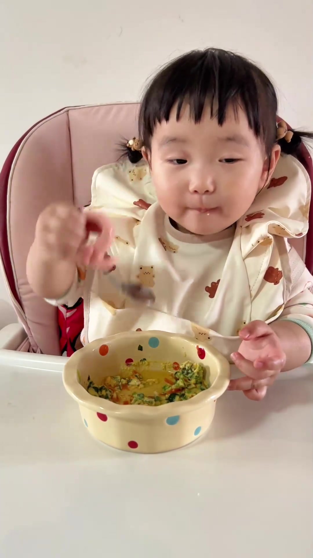 1岁7个月宝宝一日三餐安排，含卡通水饺、炒饭、馒头及汤