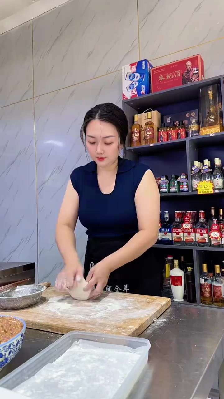 滋补羊肉锅，现烙葱花饼