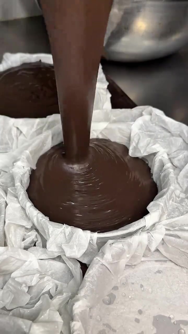 巧克力奶油草莓拼盘蛋糕