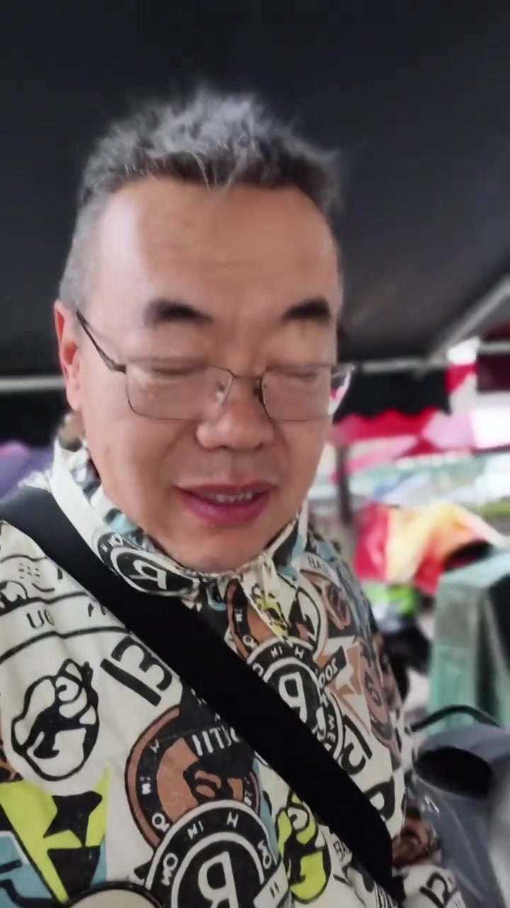 在西安品尝新疆椒麻鸡