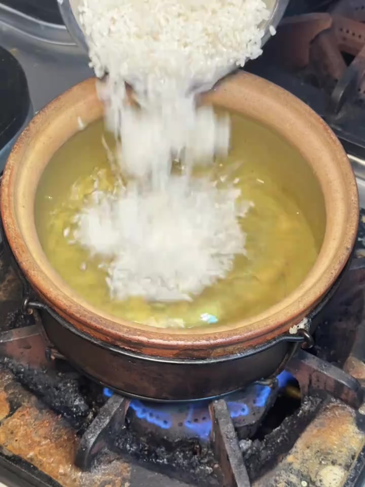 潮汕砂锅粥，一口吃到家的幸福味道